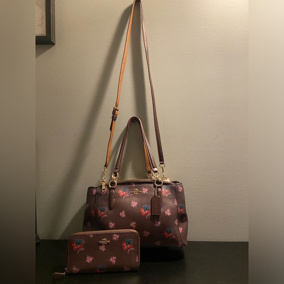 GUC COACH Mini Christie Carryall & Matching Wallet Set Wildflower Print Oxblood - Picture 3 of 15